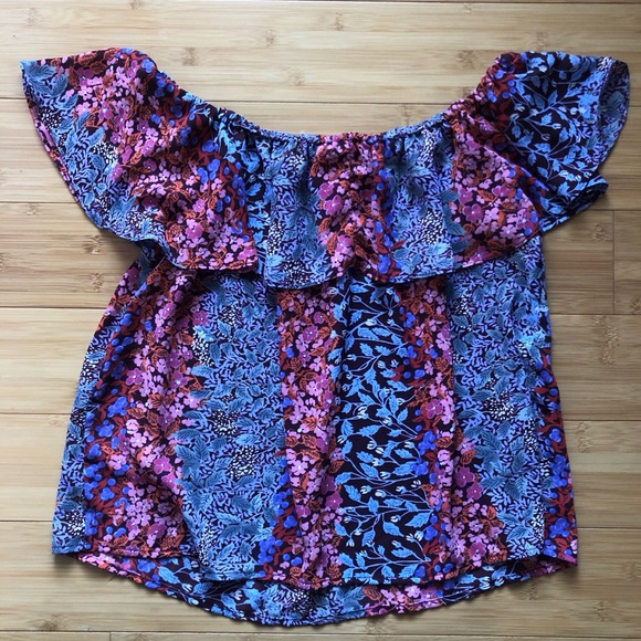 Anthropologie Maeve Vallita Floral Off Shoulder Ruffle Top. Size: XSmall. - Picture 7 of 10